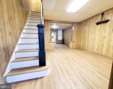 2729 Ashland Avenue - Photo Thumbnail 4