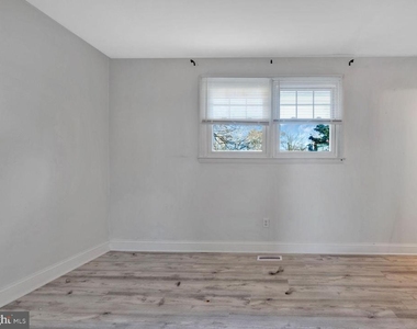 1312 Magnolia Avenue - Photo Thumbnail 18