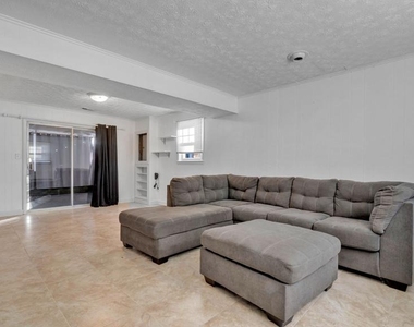 1312 Magnolia Avenue - Photo Thumbnail 25