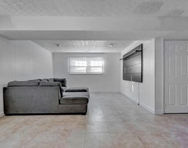 1312 Magnolia Avenue - Photo Thumbnail 26
