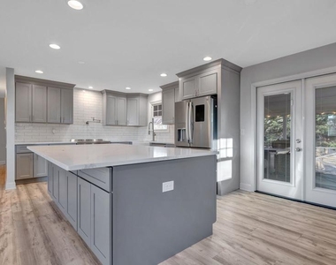 1312 Magnolia Avenue - Photo Thumbnail 6