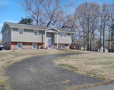 1312 Magnolia Avenue - Photo Thumbnail 1