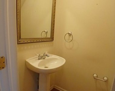 18 Greystone Drive - Photo Thumbnail 17