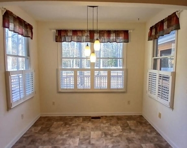18 Greystone Drive - Photo Thumbnail 12