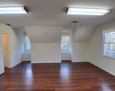 18 Greystone Drive - Photo Thumbnail 37