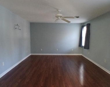 18 Greystone Drive - Photo Thumbnail 21