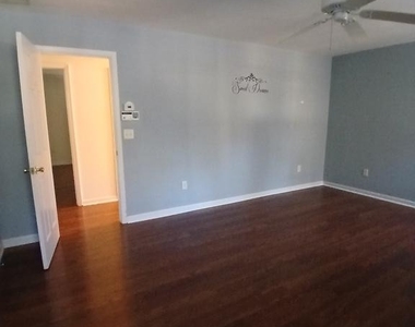 18 Greystone Drive - Photo Thumbnail 19
