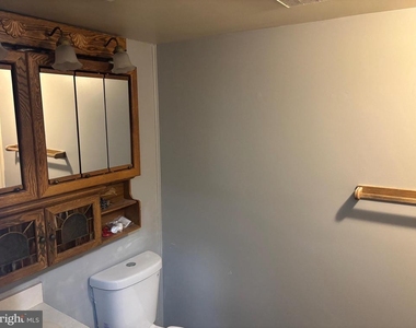 44 Courtside Drive - Photo Thumbnail 5