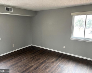 44 Courtside Drive - Photo Thumbnail 8