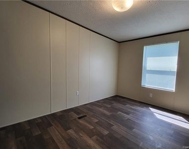 115 Burns Road - Photo Thumbnail 8