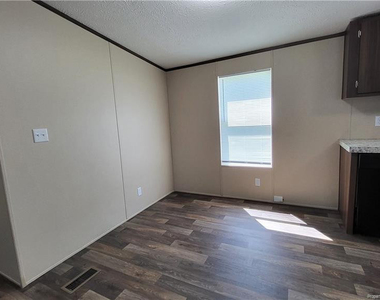 115 Burns Road - Photo Thumbnail 3