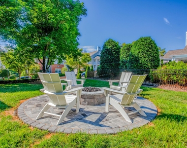 200 Copperline Drive - Photo Thumbnail 21