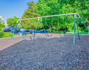 200 Copperline Drive - Photo Thumbnail 13