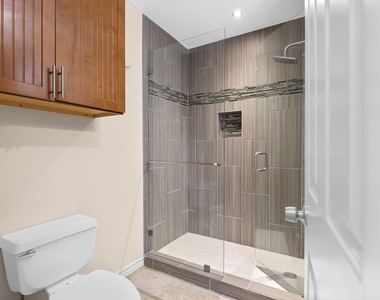 2630 Gwendolyn Ln - Photo Thumbnail 24