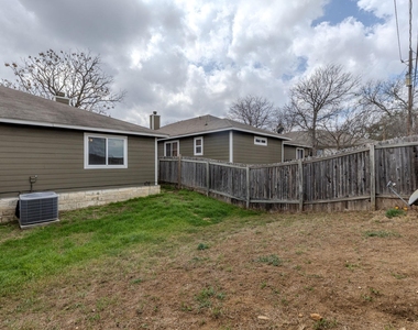 2630 Gwendolyn Ln - Photo Thumbnail 28