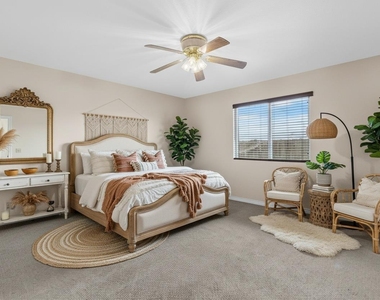 2630 Gwendolyn Ln - Photo Thumbnail 14