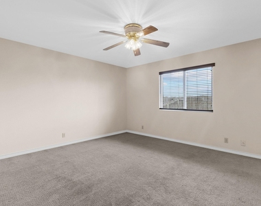 2630 Gwendolyn Ln - Photo Thumbnail 15
