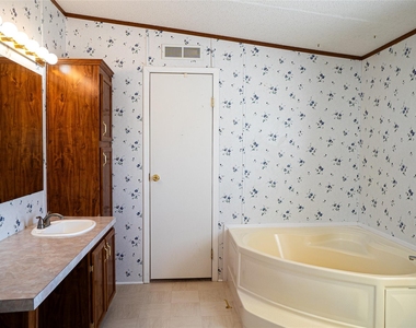 1149 Hart Ln - Photo Thumbnail 11