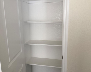 510 Whirlaway Dr - Photo Thumbnail 18