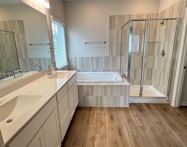 3000 Chisholm Trail Rd - Photo Thumbnail 15