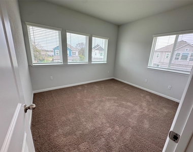 3000 Chisholm Trail Rd - Photo Thumbnail 21