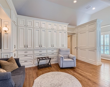 2390 W 8th St - Photo Thumbnail 20