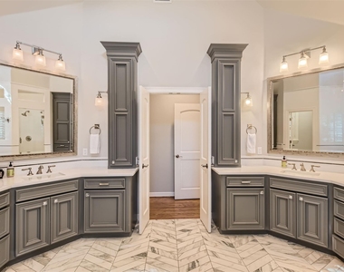 2390 W 8th St - Photo Thumbnail 24