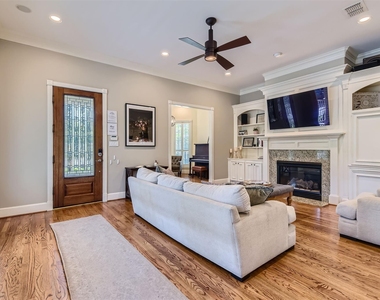 2390 W 8th St - Photo Thumbnail 8