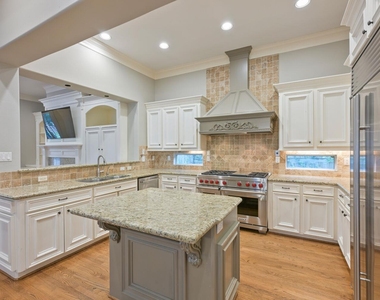 2390 W 8th St - Photo Thumbnail 11