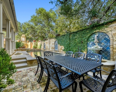 2390 W 8th St - Photo Thumbnail 25