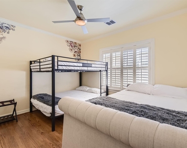 2390 W 8th St - Photo Thumbnail 26