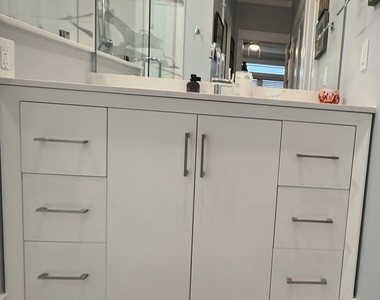 359 Ahern Street - Photo Thumbnail 9