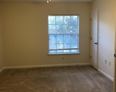 1521 Fieldview Drive - Photo Thumbnail 25