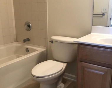 1521 Fieldview Drive - Photo Thumbnail 21