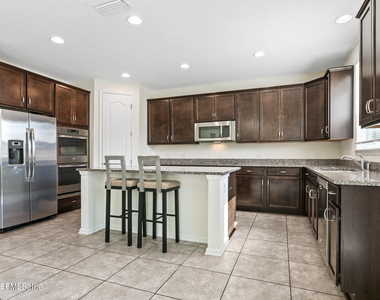 3315 Ridgeview Drive - Photo Thumbnail 7