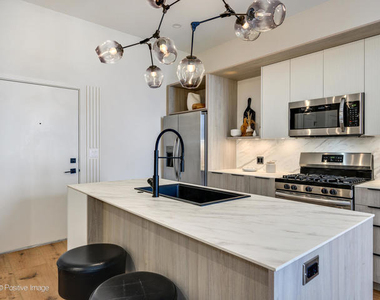 11 W Prospect Avenue - Photo Thumbnail 3