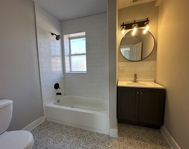 6924 S Aberdeen Street - Photo Thumbnail 3
