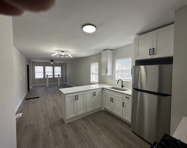 6924 S Aberdeen Street - Photo Thumbnail 8