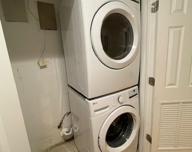 7408 N Hoyne Avenue - Photo Thumbnail 20