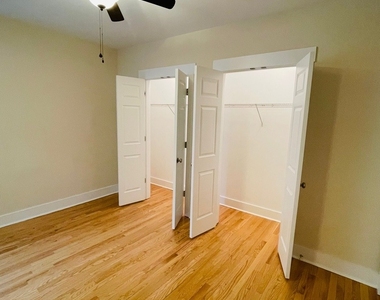 7408 N Hoyne Avenue - Photo Thumbnail 10