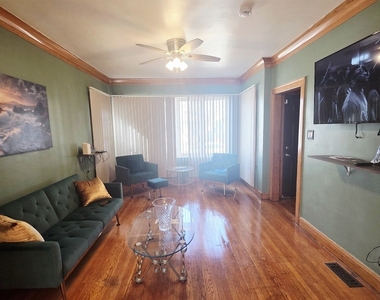12051 S Yale Avenue - Photo Thumbnail 3