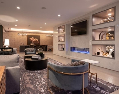 1400 W Peachtree Street Nw - Photo Thumbnail 6