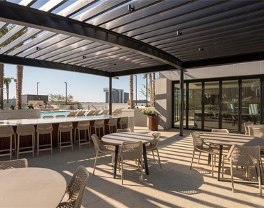 1400 W Peachtree Street Nw - Photo Thumbnail 23
