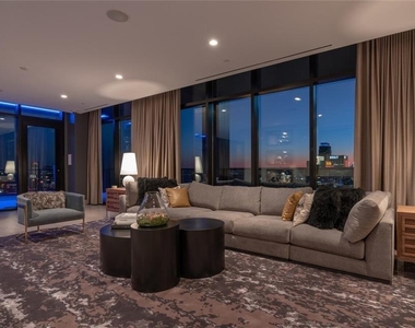 1400 W Peachtree Street Nw - Photo Thumbnail 3