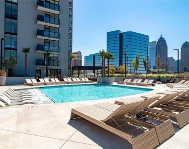 1400 W Peachtree Street Nw - Photo Thumbnail 21
