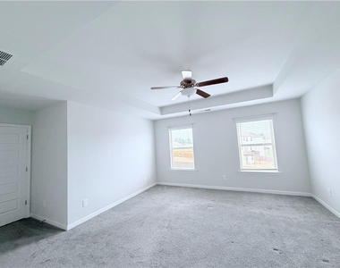 409 Mcginnis Circle - Photo Thumbnail 21