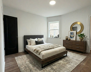 7712 S Jeffery Boulevard - Photo Thumbnail 6
