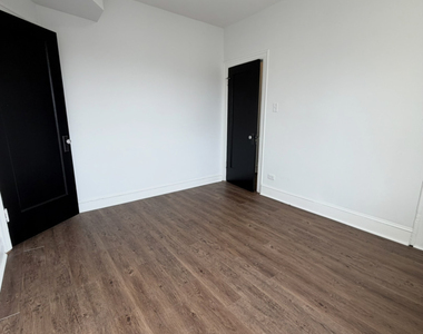 7712 S Jeffery Boulevard - Photo Thumbnail 11
