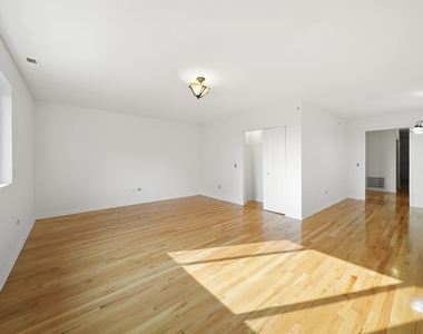 13906 Central Park Avenue - Photo Thumbnail 1
