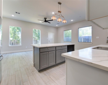 4536 Sunflower Street - Photo Thumbnail 5